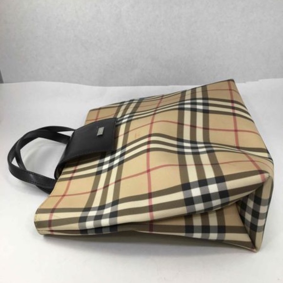Burberry London Purse "Authentic" - Picture 2 of 10